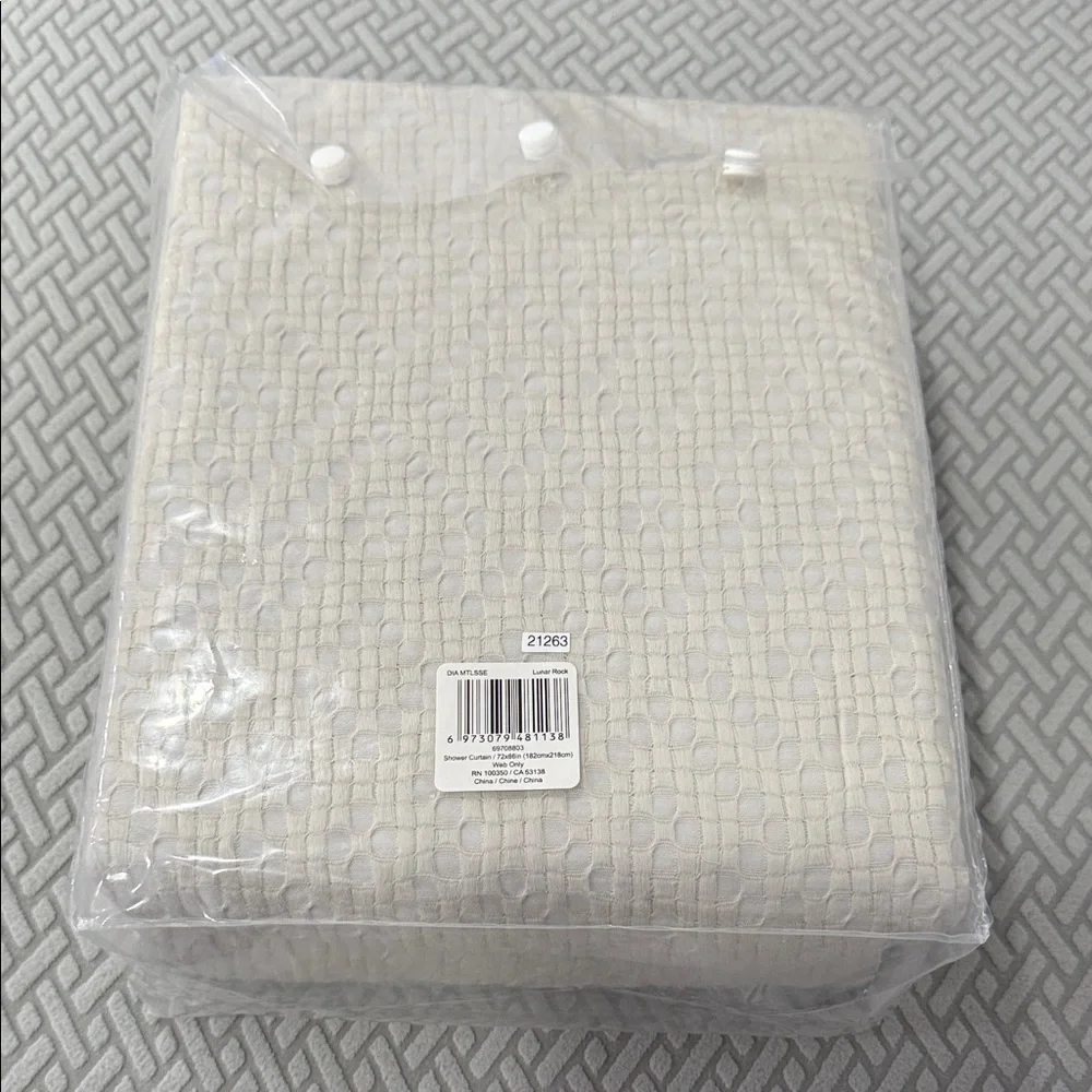 Haven 72”x 86”Diamond Shower Curtain in Lunar Rock Light Grey Soft Cotton BNWT
